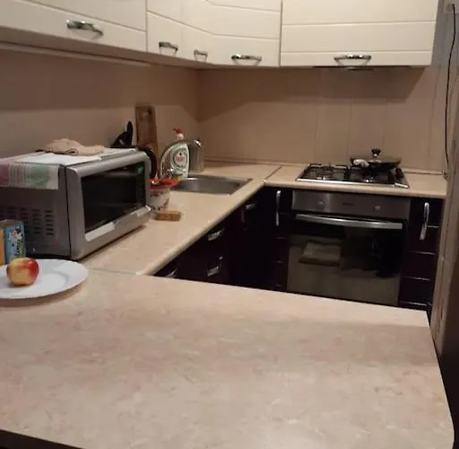 Spacious 1Bedroom Apartment, W Free Parking, W Pet